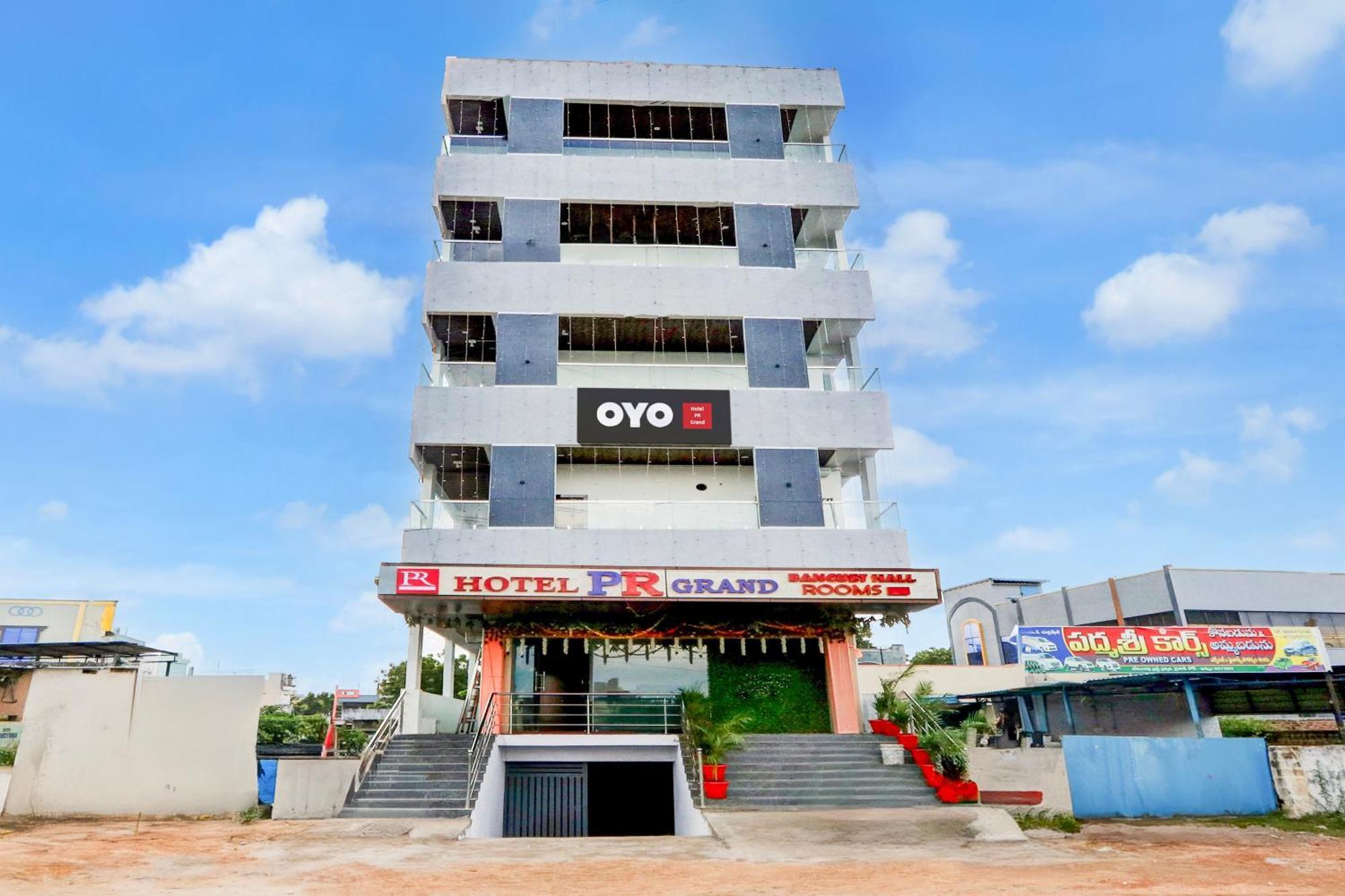 Hotel O Pr Grand Khammam エクステリア 写真